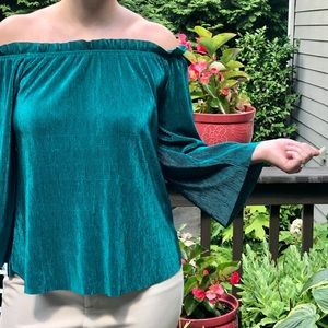 J.O.A Los Angeles Off the Shoulder Satiny Top